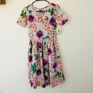 Lularoe NWT Amelia S 💐🌷🌹GORGEOUS flowers 🌺🌸